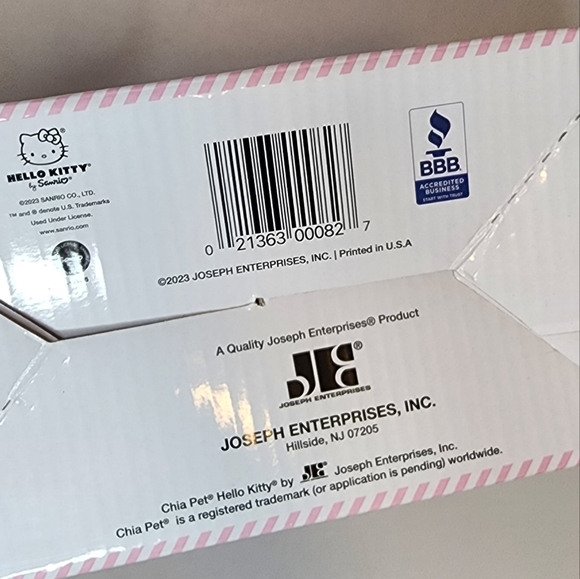 HELLO KITTY 😺 Chia Pet handmade decorative planter BNIB - Picture 3 of 7